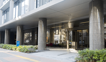 上野フィナンシャルセンター店舗外観図